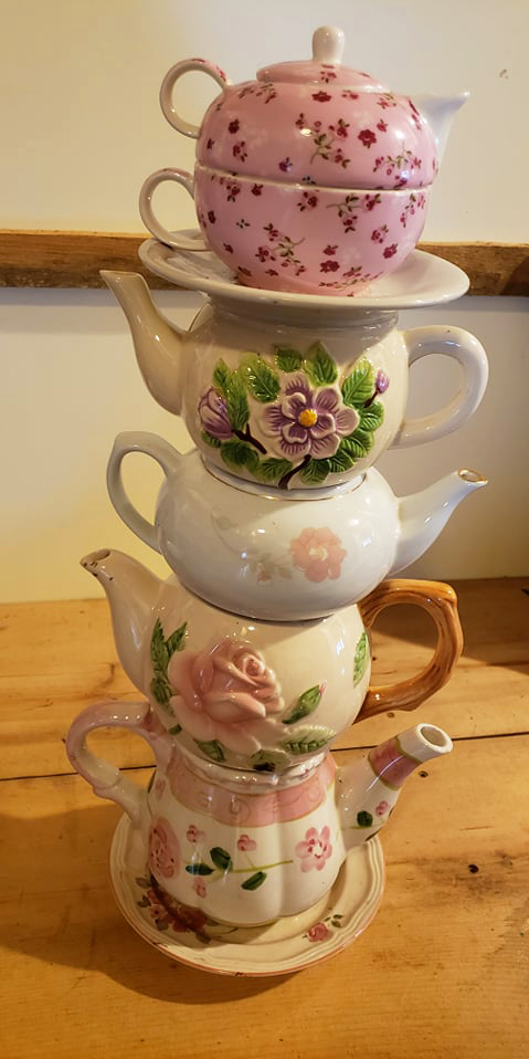 Stacked tea cup art